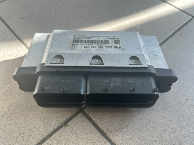 bontott VW POLO V Motorvezérlő