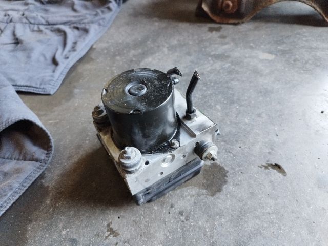 bontott VW POLO V ABS Kocka