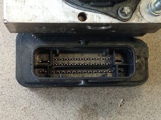 bontott VW POLO V ABS Kocka