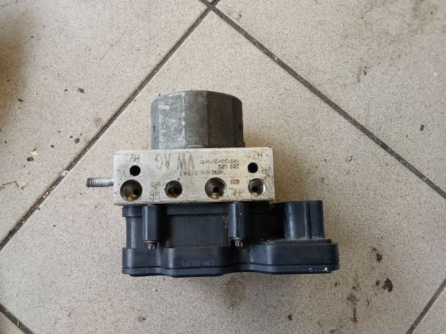 bontott VW POLO V ABS Kocka