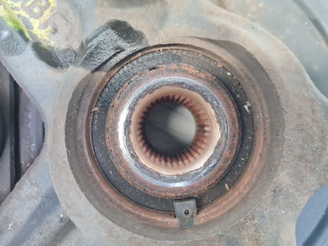 bontott VW POLO V Bal első Csonkállvány Kerékaggyal