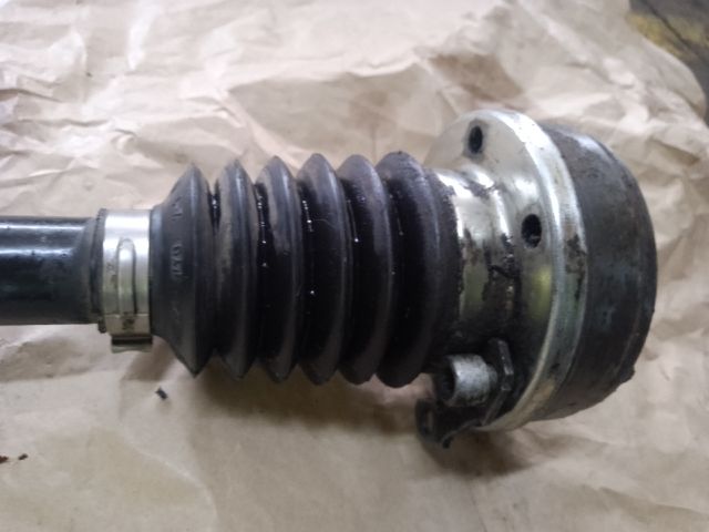 bontott VW POLO V Bal Féltengely