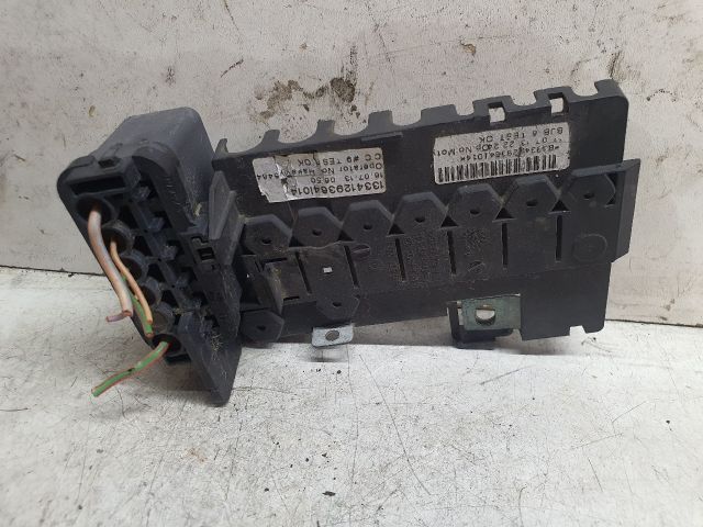 bontott VW POLO V Biztosítéktábla Motortér