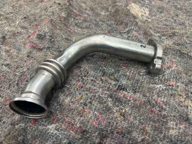 bontott VW POLO V EGR Hűtő Cső