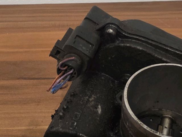 bontott VW POLO V Fojtószelep (Elektromos)