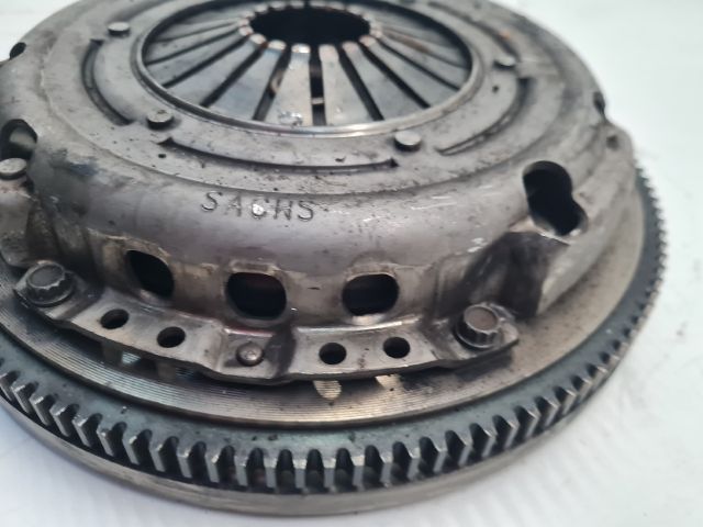 bontott VW POLO V Kuplung Szett Lendkerékkel