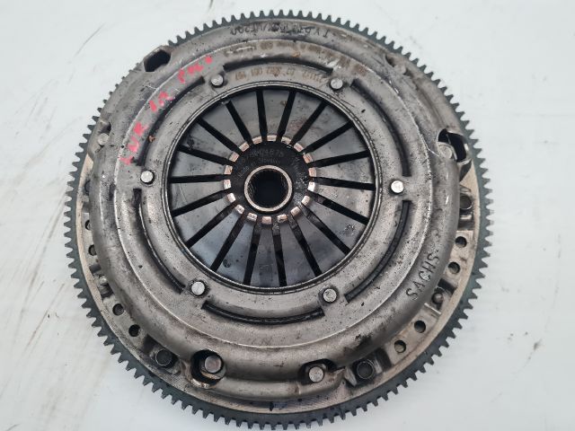 bontott VW POLO V Kuplung Szett Lendkerékkel