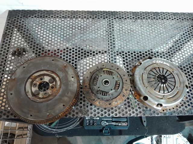 bontott VW POLO V Kuplung Szett (Szerkezet, Tárcsa)