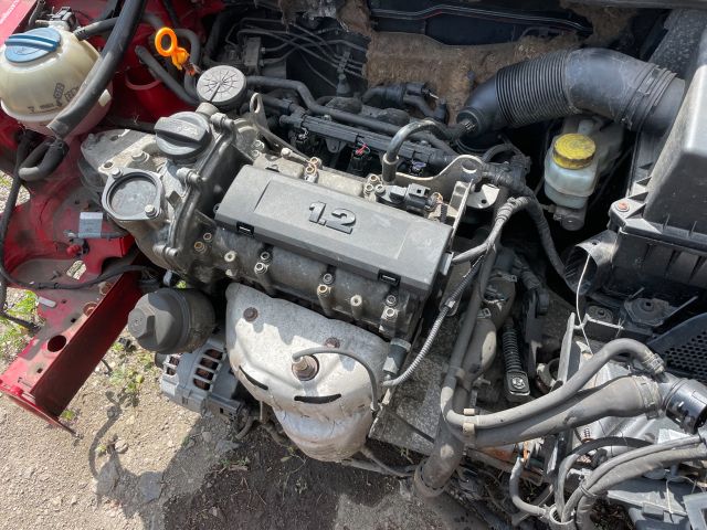 bontott VW POLO V Motor (Fűzött blokk hengerfejjel)