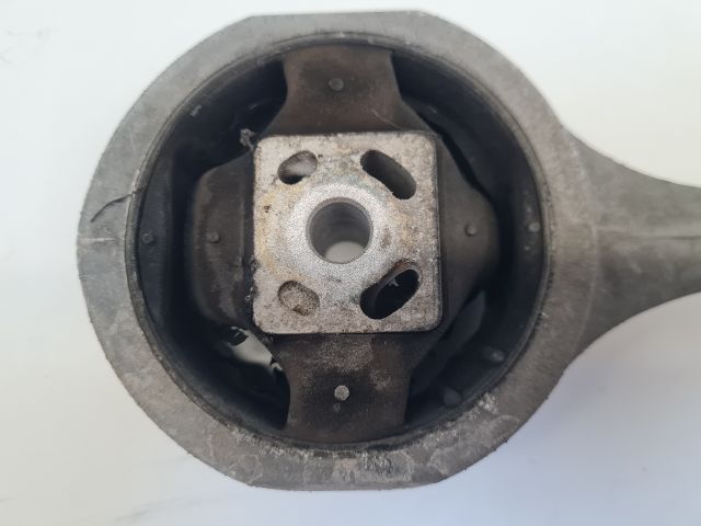 bontott VW POLO V Motor Tartó Bak (Fém)