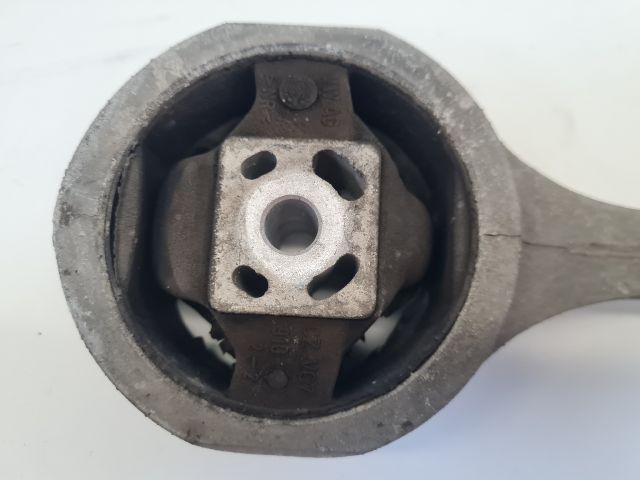 bontott VW POLO V Motor Tartó Bak (Fém)