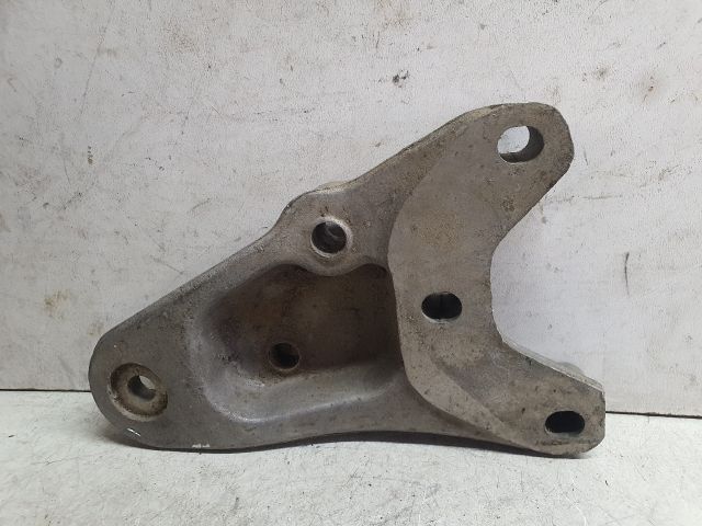 bontott VW POLO V Motor Tartó Bak (Fém)