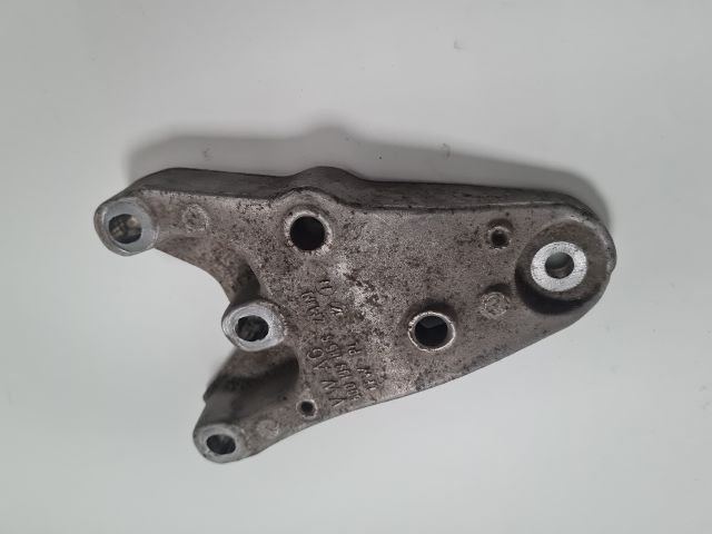 bontott VW POLO V Motor Tartó Bak (Fém)