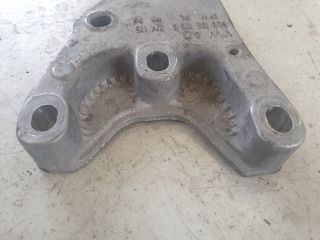 bontott VW POLO V Motor Tartó Bak (Fém)