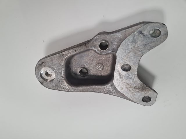 bontott VW POLO V Motor Tartó Bak (Fém)