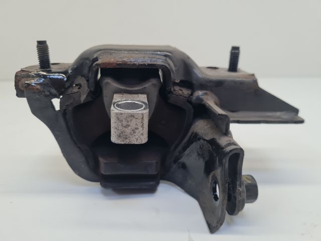 bontott VW POLO V Motor Tartó Bak (Fém)