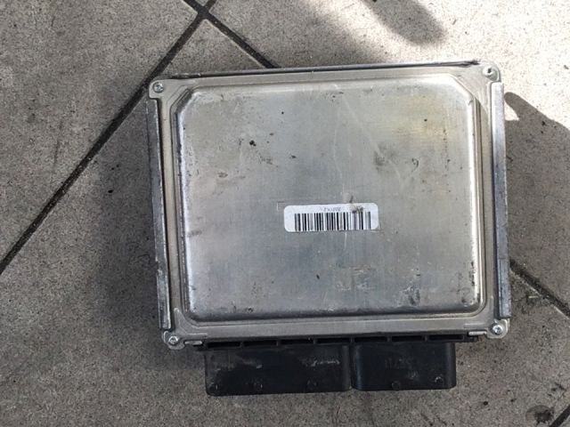 bontott VW POLO V Motorvezérlő