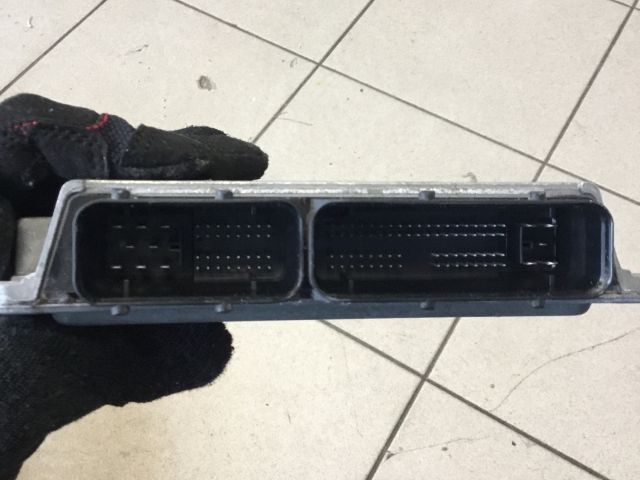 bontott VW POLO V Motorvezérlő