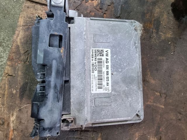 bontott VW POLO V Motorvezérlő