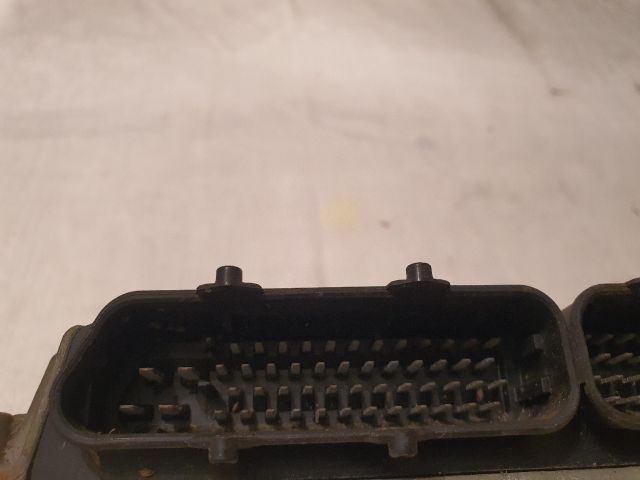 bontott VW POLO V Motorvezérlő