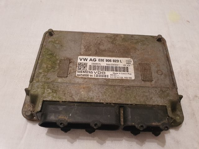 bontott VW POLO V Motorvezérlő