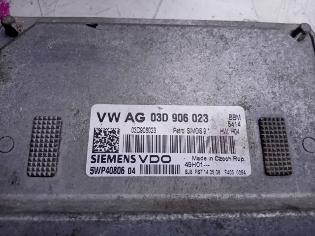 bontott VW POLO V Motorvezérlő