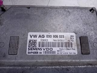 bontott VW POLO V Motorvezérlő