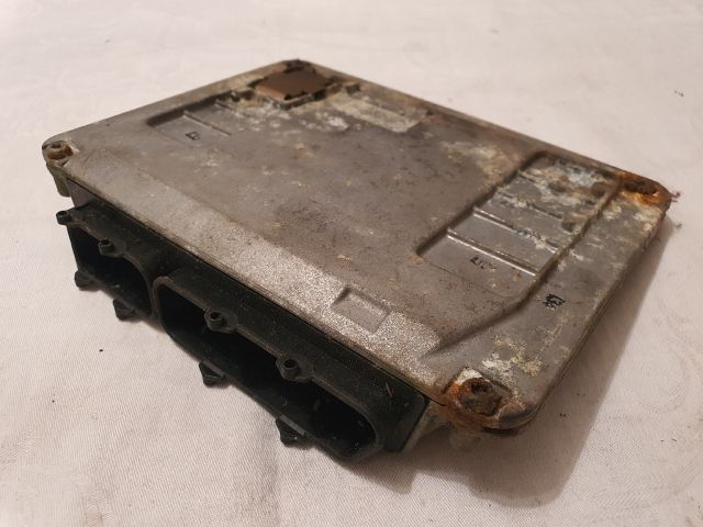 bontott VW POLO V Motorvezérlő