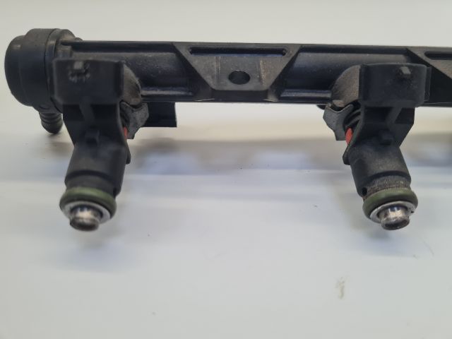 bontott VW POLO V Porlasztó Sor / Híd