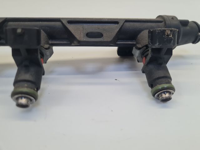 bontott VW POLO V Porlasztó Sor / Híd