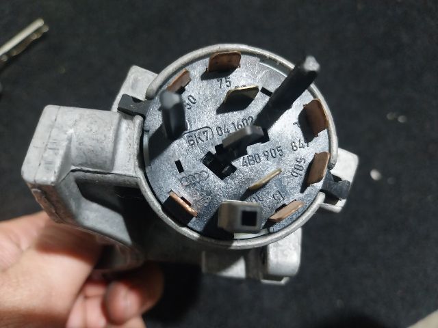 bontott VW POLO V Gyújtáskapcsoló Házzal