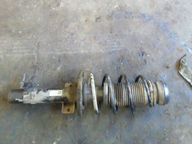 bontott VW POLO V Jobb első Gólyaláb (Lengécsillapító, Rugó)