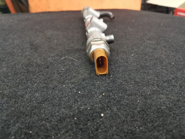 bontott VW POLO V Közösnyomócső