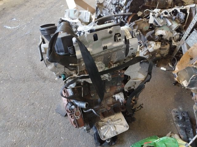 bontott VW POLO V Motor (Fűzött blokk hengerfejjel)