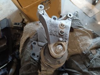 bontott VW POLO V Motor Tartó Bak Bal