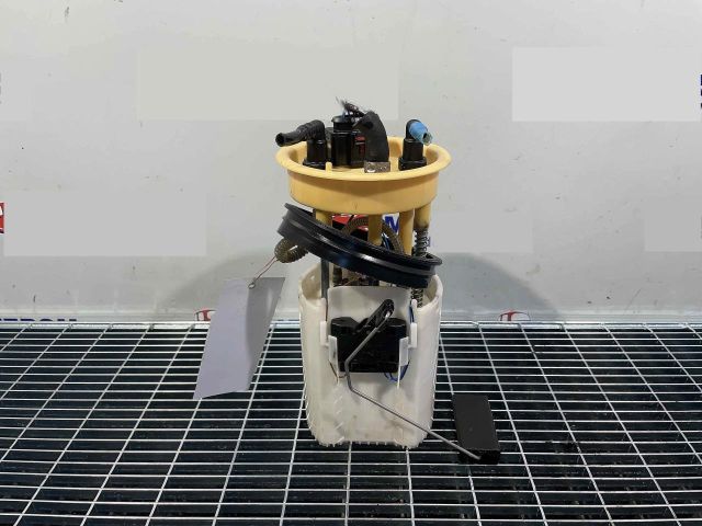 bontott VW POLO V Üzemanyag Szivattyú