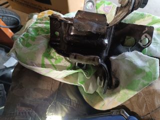 bontott VW POLO V Váltó Tartó Bak (Pozíciófüggetlen)