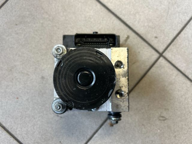 bontott VW POLO V ABS Kocka