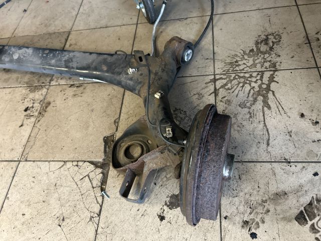 bontott VW POLO V Hátsó Futómű (Részeivel)