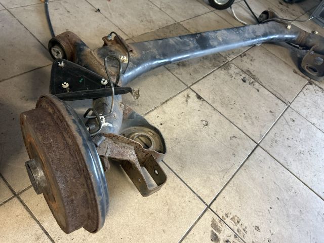 bontott VW POLO V Hátsó Futómű (Részeivel)