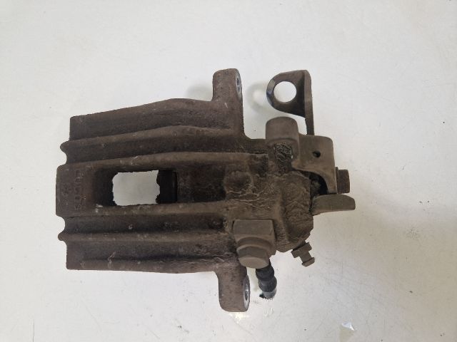 bontott VW POLO V Jobb hátsó Féknyereg Munkahengerrel