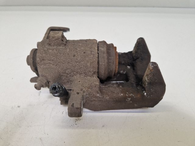 bontott VW POLO V Jobb hátsó Féknyereg Munkahengerrel