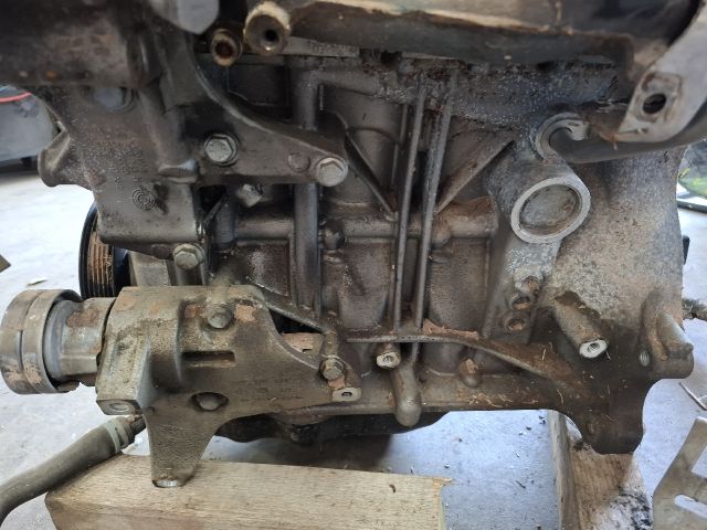 bontott VW POLO V Motor (Fűzött blokk hengerfejjel)