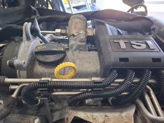 bontott VW POLO V Motor (Fűzött blokk hengerfejjel)