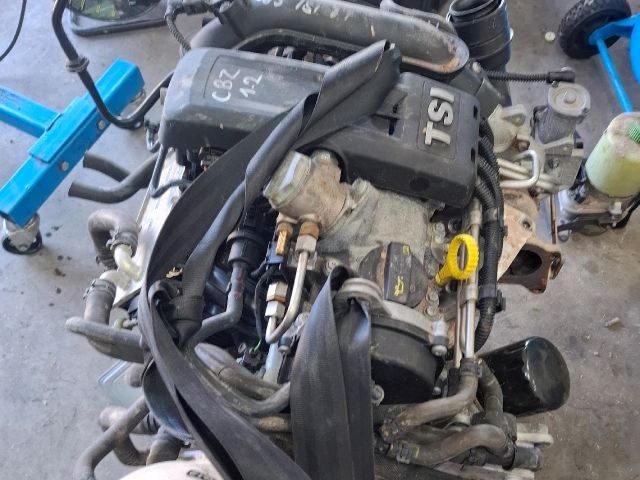 bontott VW POLO V Motor (Fűzött blokk hengerfejjel)