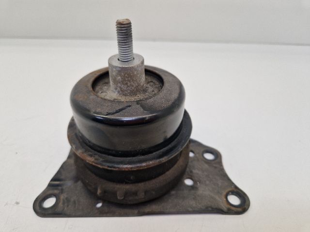 bontott VW POLO V Motor Tartó Bak (Fém)