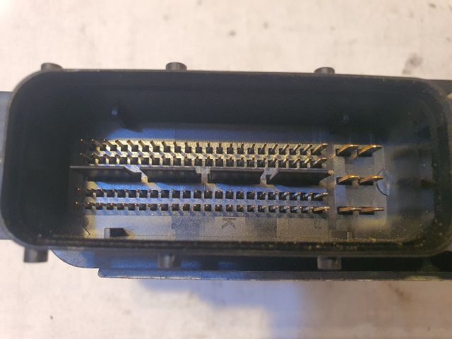 bontott VW POLO V Motorvezérlő