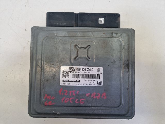 bontott VW POLO V Motorvezérlő