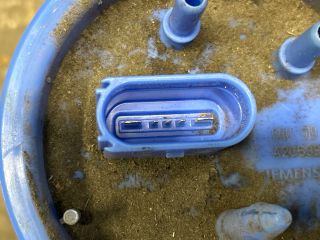 bontott VW POLO V Üzemanyag Szivattyú