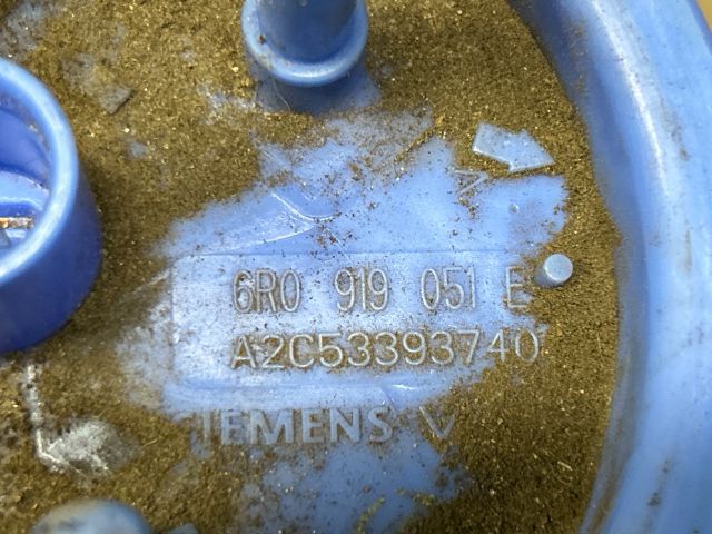 bontott VW POLO V Üzemanyag Szivattyú